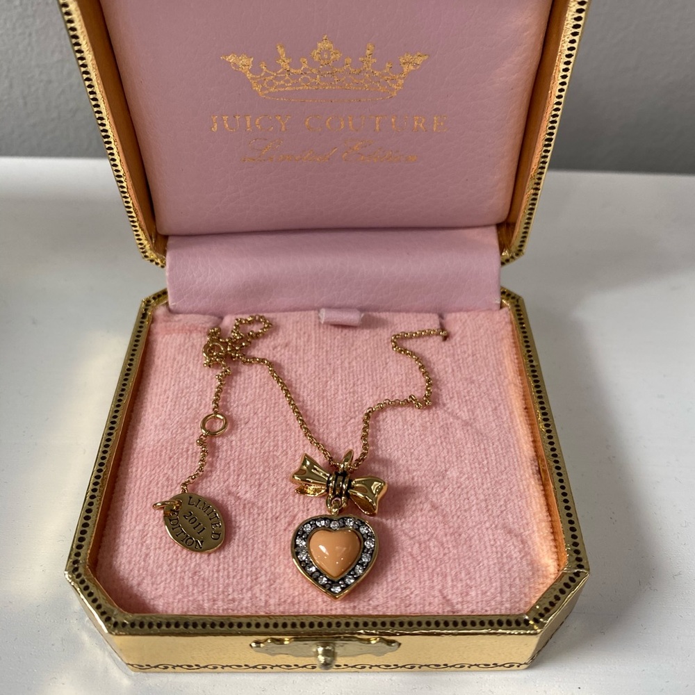 JUICY COUTURE NECKLACE. Brand New in Original Box.